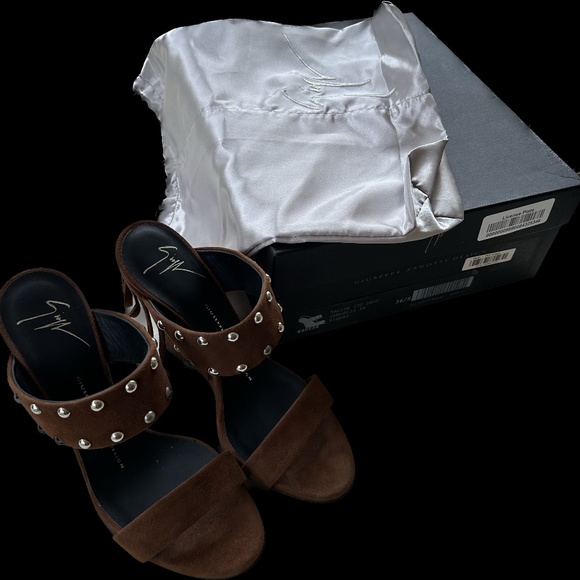 Giuseppe Zanotti Brown Studded Sandals (Whitney) - Picture 6 of 9